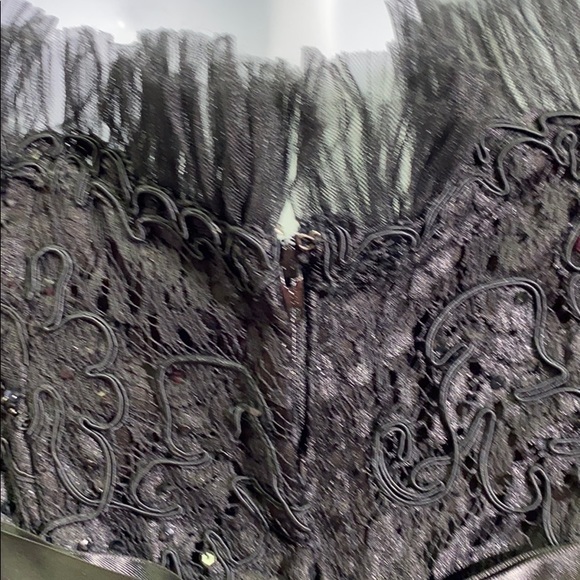 ๐๐Maggie Sottero Party Dress Size 2๐๐ - Picture 7 of 9